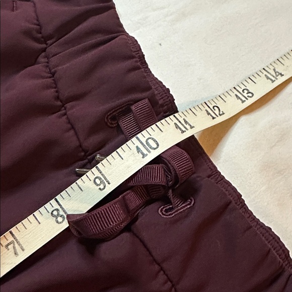 Lululemon On the Fly 7/8 Pant Size 6 - Picture 9 of 10